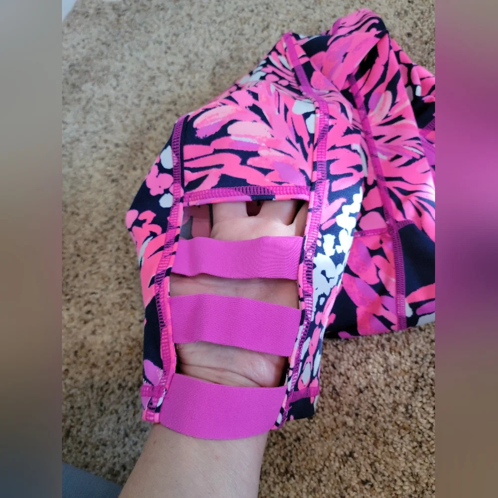 🌴"Lilly Pulitzer" Luxletic Leggings🌴 - Picture 2 of 16